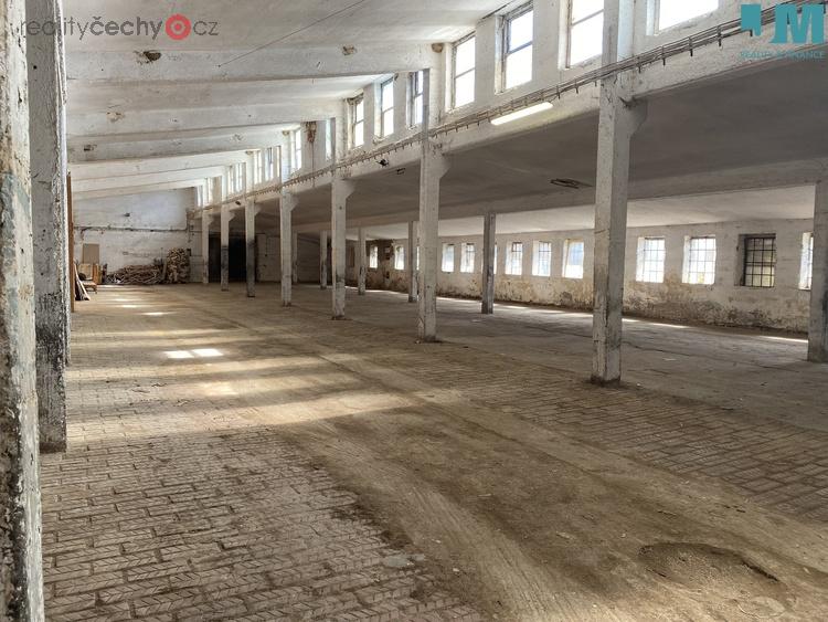 Pronájem skladových prostor, 800 m2 - Sechov - Kožlí