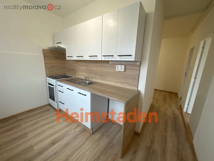 Pronájem byty 3+1, 70 m2 - Karviná - Nové Město